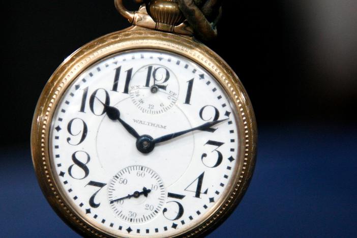 Kevin Zavian appraises a 1926 Waltham Railroad pocket watch in Spokane.
