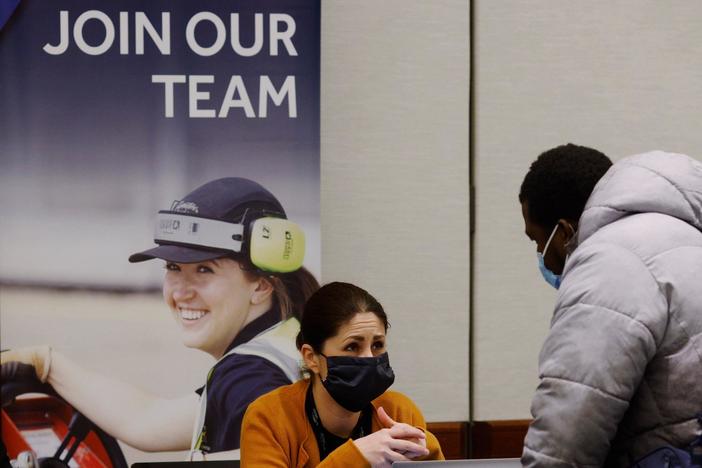 Inequality persists as the U.S. economy recovers from the pandemic
