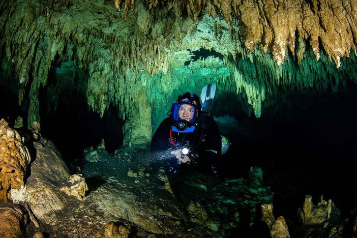 Dive into a network of unexplored underwater caves in Mexico with Steve Backshall.