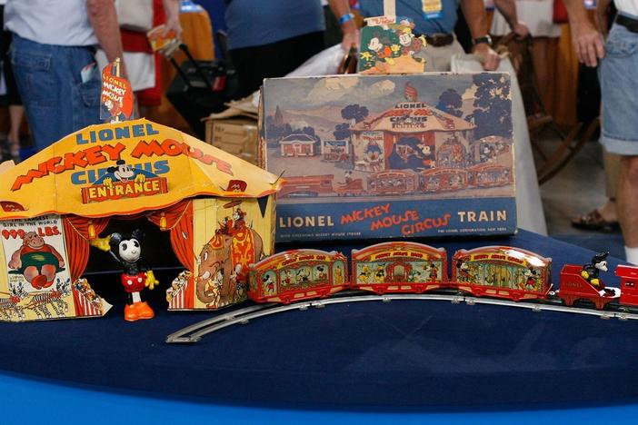 Appraisal: Lionel Mickey Mouse Circus Train