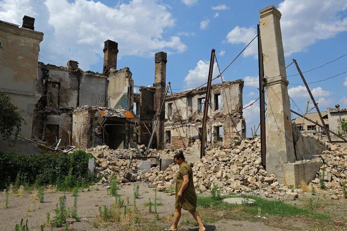 Russian forces declare victory over a key eastern Ukrainian province