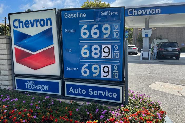 Oil companies post massive profits as consumers feel squeeze from high gas prices
