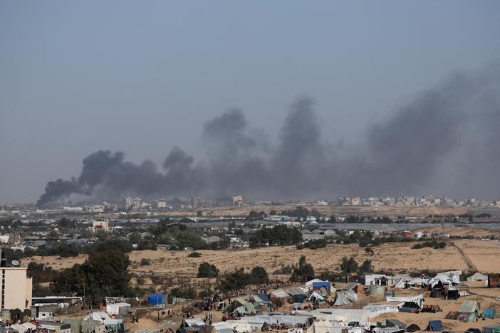 Retired Israeli generals share opposing views on how war in Gaza should end