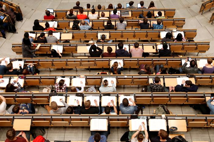 How will colleges react to Trump policy on race in admissions?