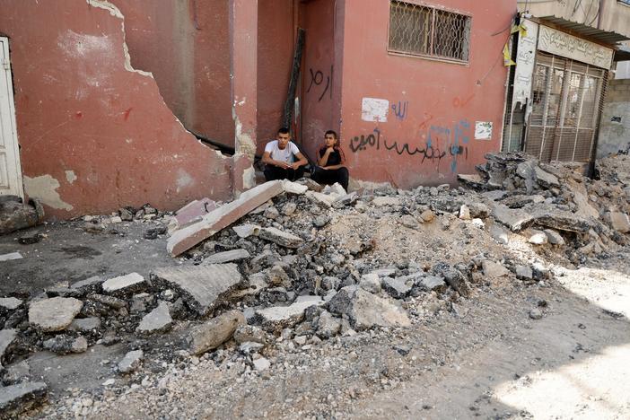 West Bank Palestinians try to save their homes from Israeli extremists
