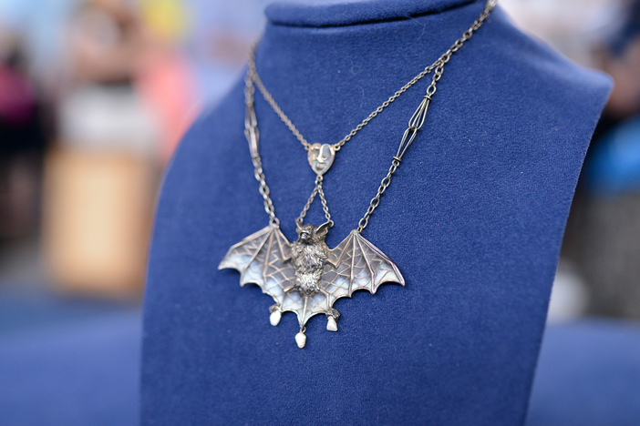 Appraisal: Silver & Plique-à-Jour Enamel Bat Necklace, ca. 1900, in Orlando Hour 2.