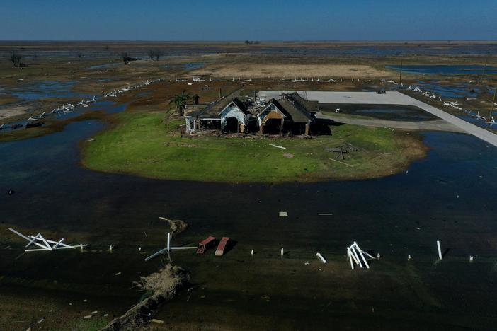 News Wrap: Remnants of Hurricane Delta soak mid-Atlantic