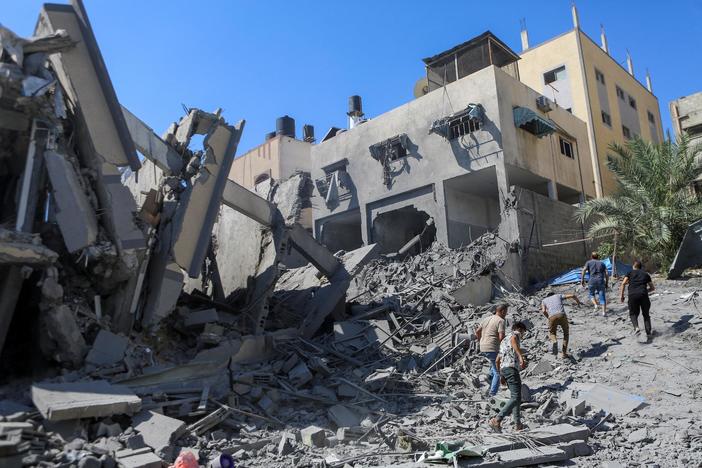 Humanitarian crisis in Gaza worsens ahead of anticipated Israeli invasion against Hamas