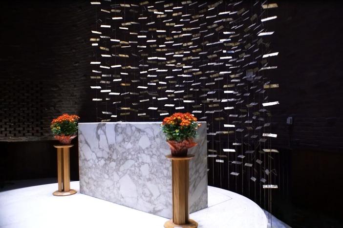 In designing the MIT Chapel, Eero Saarinen aimed to capture a basic spiritual environment.