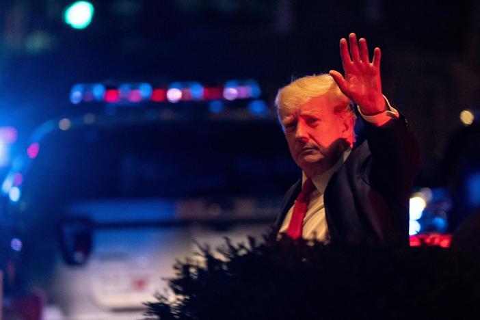 News Wrap: Trump refuses to answer questions in civil investigation