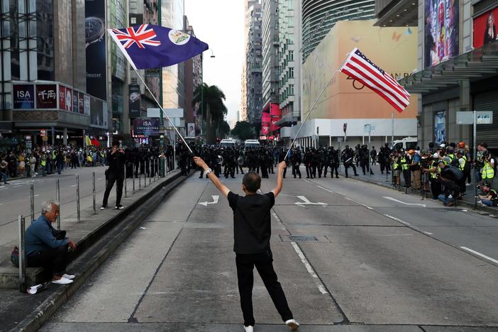 News Wrap: China bars U.S. military from Hong Kong