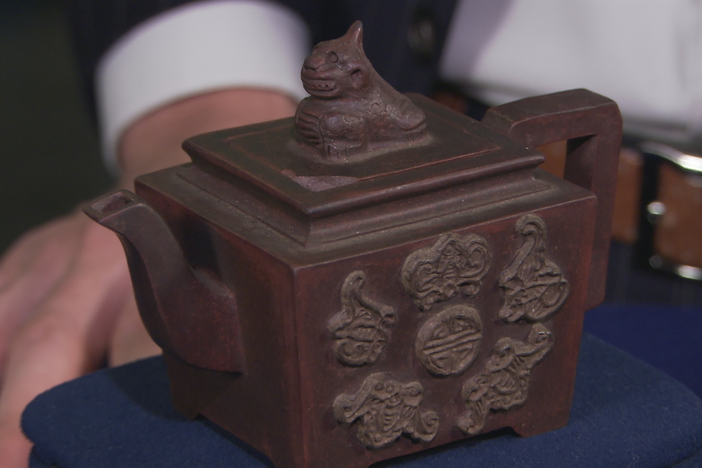 Appraisal: Chinese Yixing Clay Teapot, ca. 1840 from Portland, Hour 1.