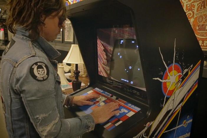 Get a behind the scenes look as Ryan Adams performs on Austin City Limits.