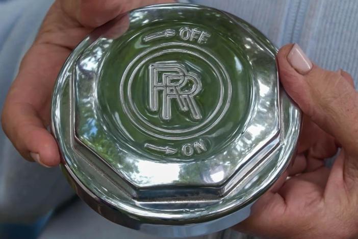 Appraisal: Rolls Royce Wraith Center Caps & Certificate, ca. 1941