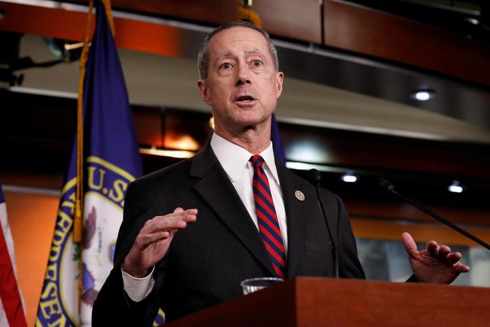 Thornberry: Pulling troops from Afghanistan would be 'tragic mistake' amid bounty intel