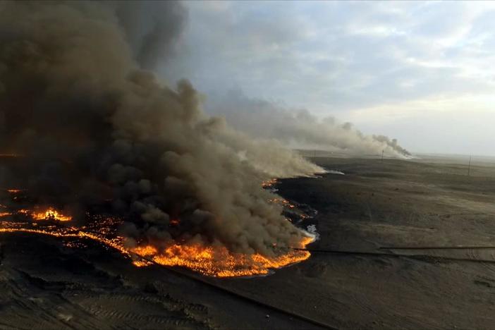 A report on the fight for Mosul follows soldiers, ISIS suspects and civilians.