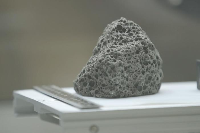 NASA opens a new collection of moon rocks to researchers