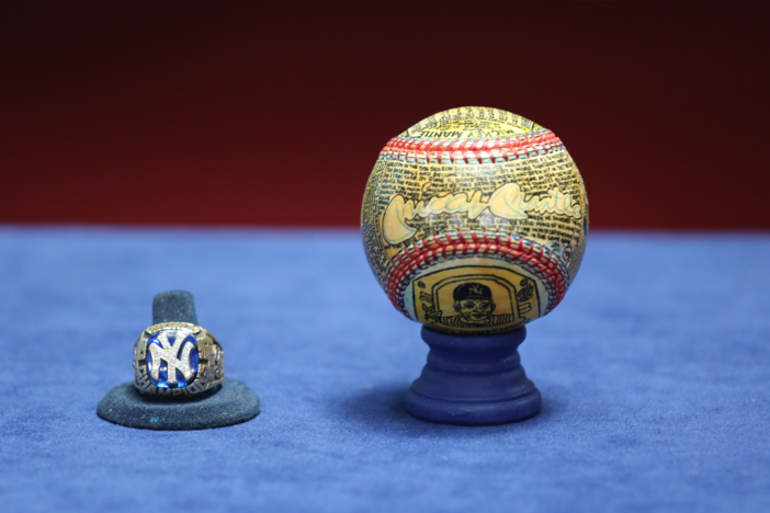 Appraisal: Yankees Ring & George Sosnak-illustrated Baseball