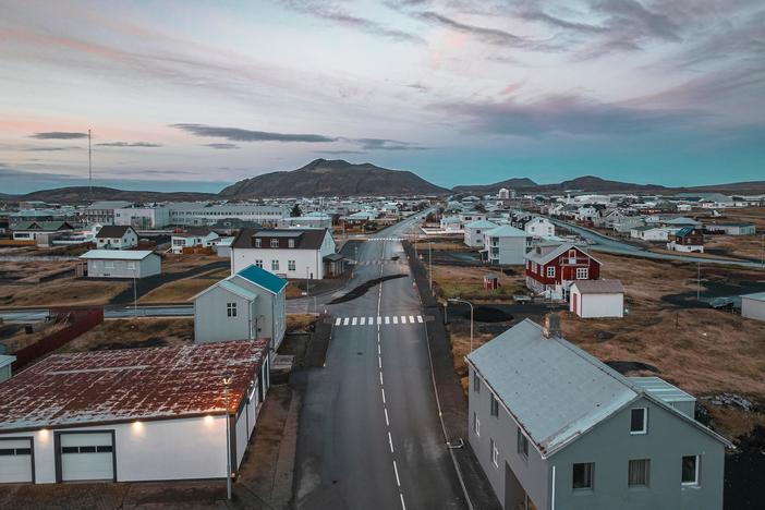 Iceland scientists optimistic volcano may spare town as major eruption appears imminent