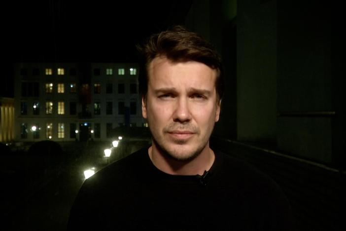 Journalist Mikhail Zygar discusses Russian citizens' dissent against the war in Ukraine.
