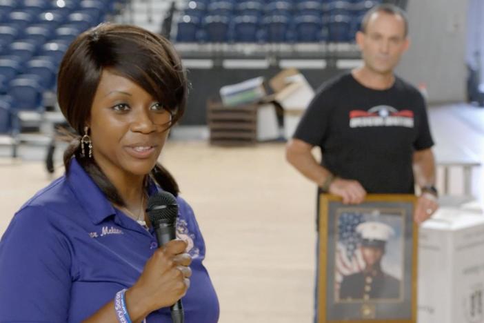 Lidia meets U.S. Army Veteran Jenine Chance, and learns about 'Operation Gratitude'.