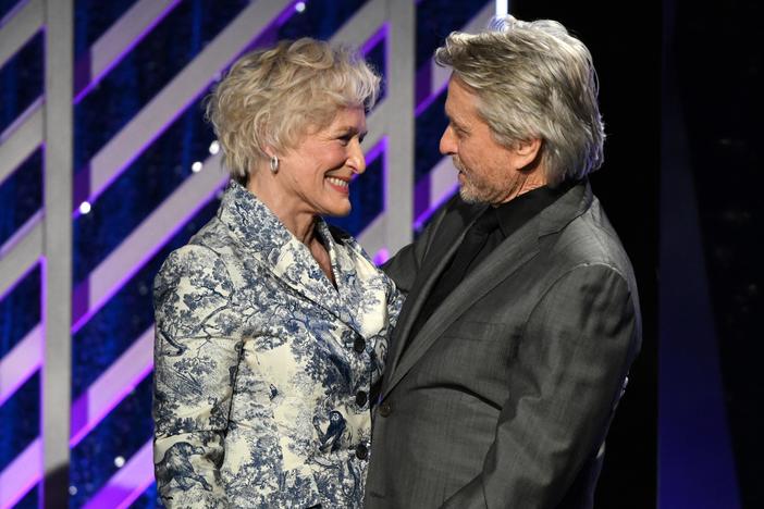 Glenn Close thanks the women in her family after accepting the award for Best Actress.