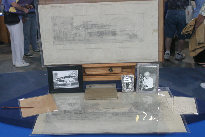 Appraisal: 1907 Frank Lloyd Wright Archive, in Vintage Omaha.