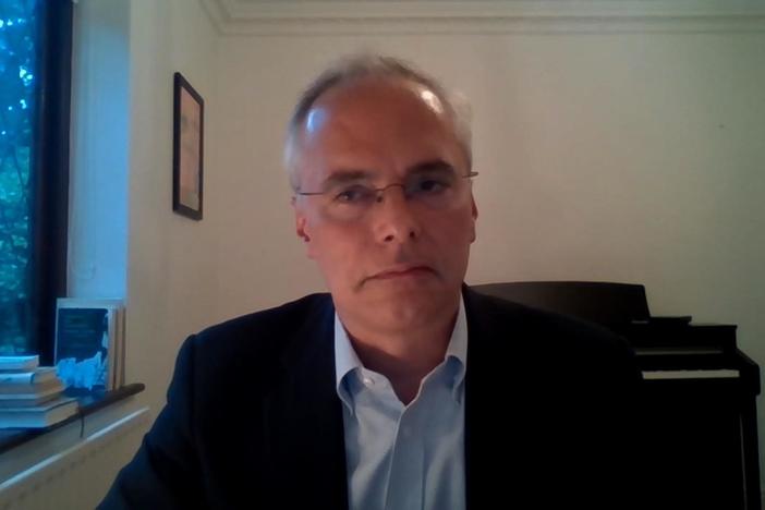Dr. Richard Hatchett discusses mixed messaging on the pandemic.