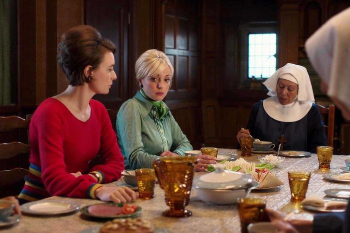 The nuns and nurses discuss whether a family planning center should be built in Poplar.