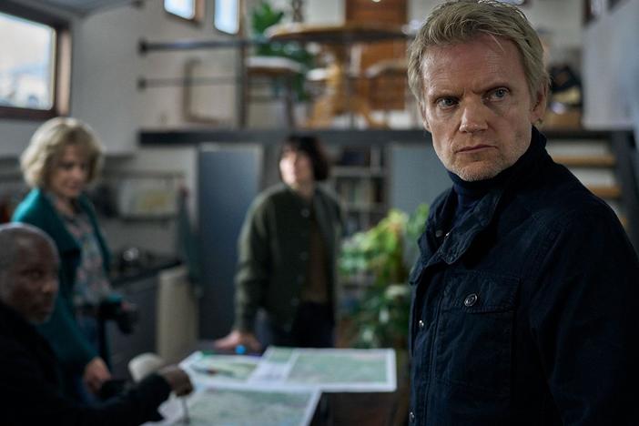 The investigation continues after another shocking murder. Could Cobie now be the prime suspect?