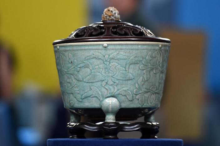 Appraisal: Chinese Celadon Incense Burner on Stand, from Little Rock Hr 2.