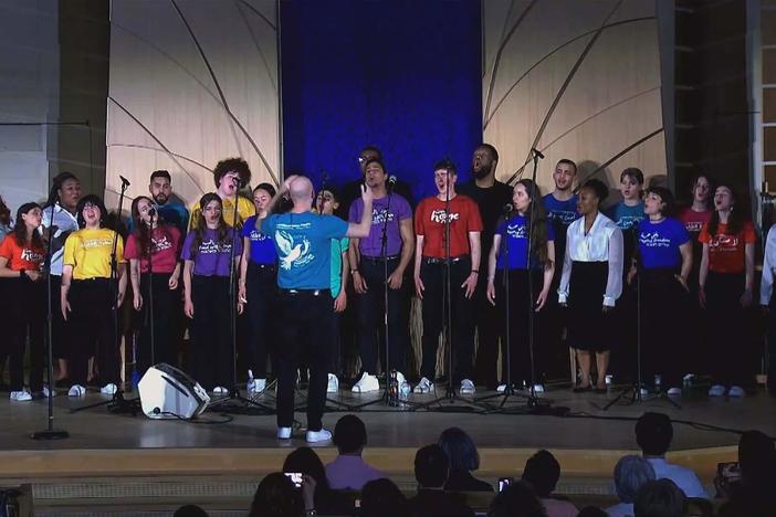 Israeli and Palestinian singers bring their hope for peace and justice to U.S.