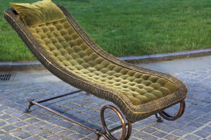 Appraisal: Comfort Furniture Co. Chaise Longue, ca. 1900