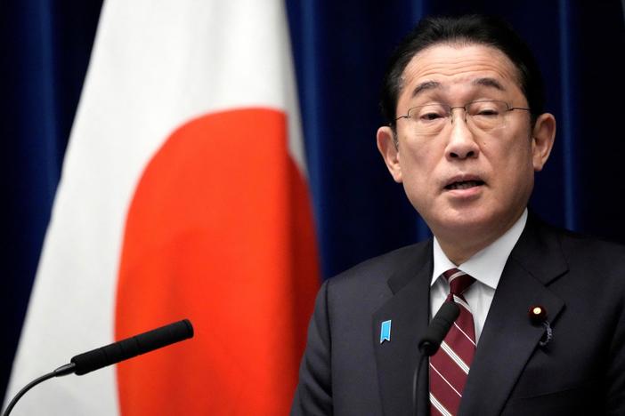 Japanese prime minister on strengthening military cooperation with U.S. to counter China