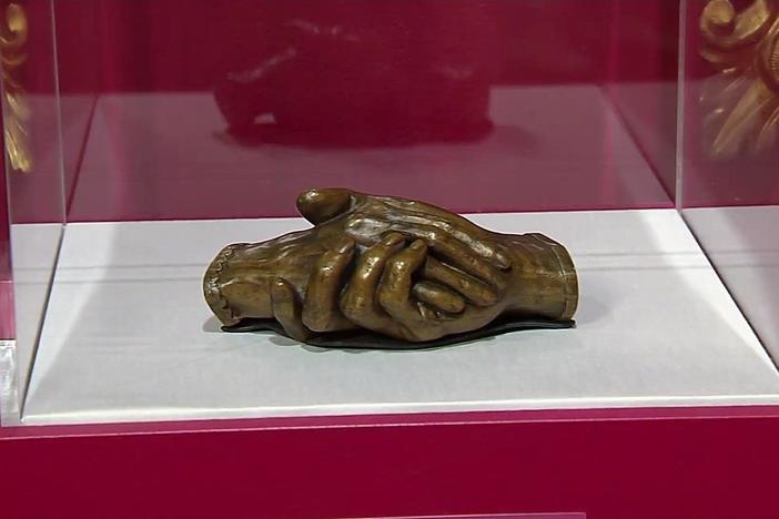 New exhibit chronicles how love has been depicted in art through the ages