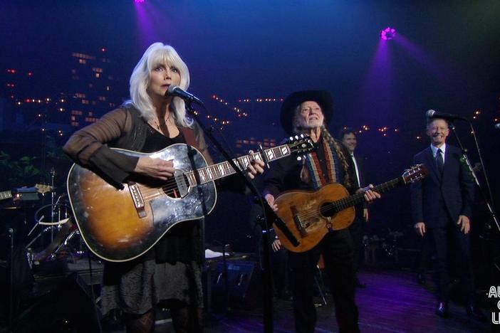 Willie Nelson, Emmylou Harris and Lyle Lovett perform the classic "Pancho & Lefty."