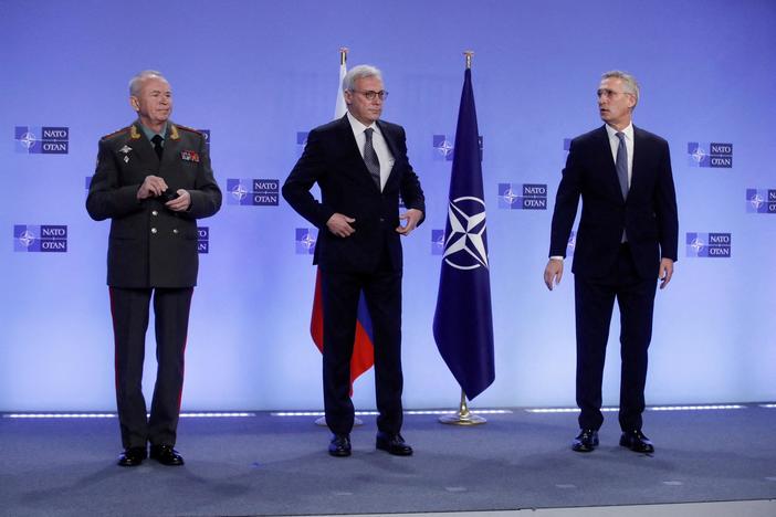 U.S., NATO meet with Russia over massive troop buildup at Ukraine border