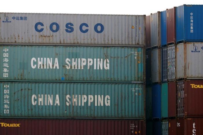 News Wrap: Trump announces new tariffs on Chinese goods