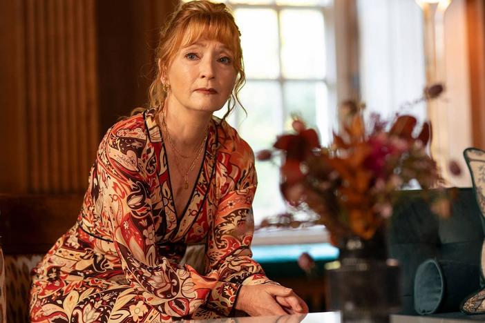 Susan and Andreas visit Stefan in prison. Will Susan solve Cecily's mysterious disappearance?