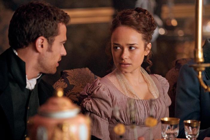 Theo James and Rose Williams examine the relationship between Sidney and Charlotte.