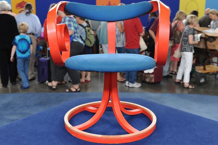 Appraisal: George Mulhauser Plycraft Chair, ca. 1965, from Austin, Hour 1.
