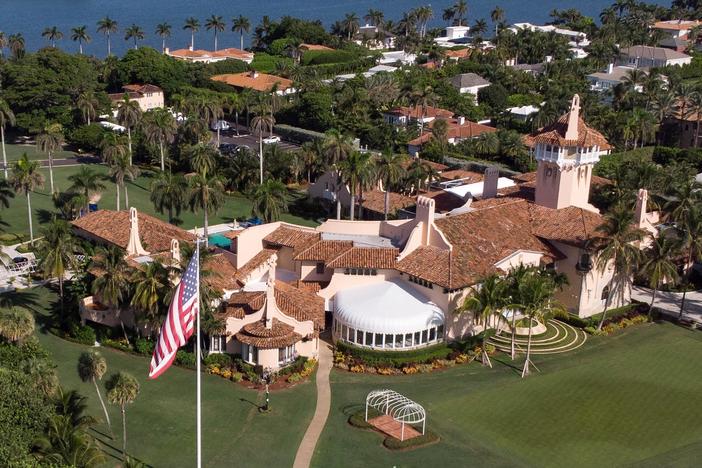 News Wrap: Federal judge considers releasing redacted affidavit from Mar-a-Lago search
