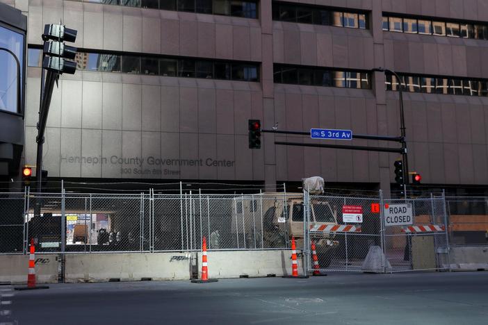 News Wrap: Jury selection begins in the police killing of George Floyd