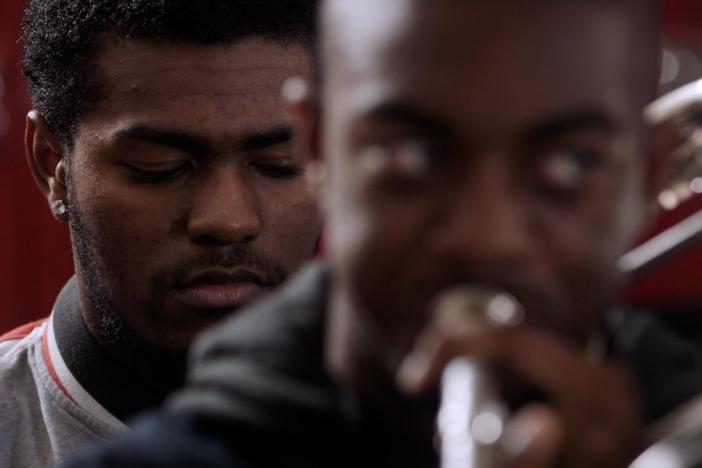 The role and meaning of sound is explored in an unconventional documentary experience.