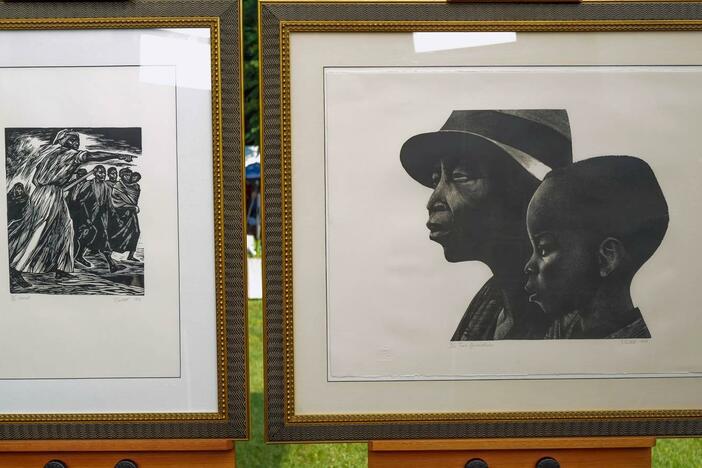 Appraisal: 1975 & 1979 Elizabeth Catlett Prints