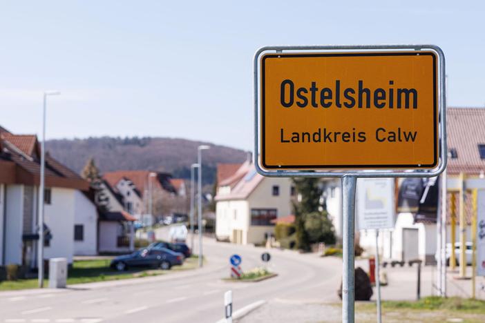 Syrian refugee elected mayor in German town as anti-immigrant sentiment rises