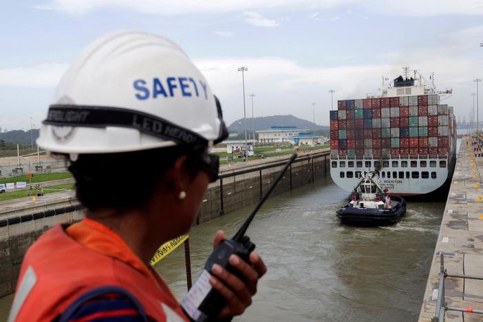 News Wrap: Panama's president rejects U.S. claim of canal transit fee deal