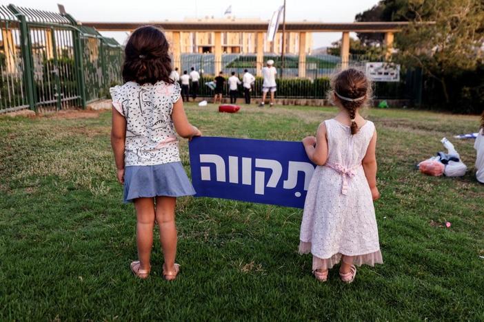 New Israeli government ousts Prime Minister Netanyahu