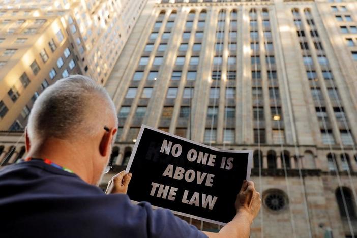 The legal framework protecting whistleblowers in the U.S.