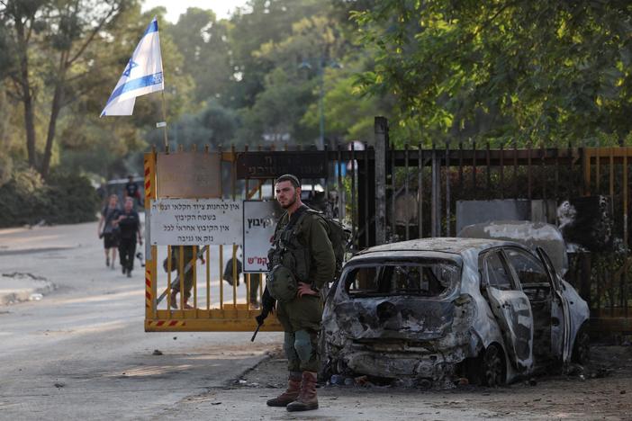 Israel prepares for next phase of war as Gaza residents scramble to flee